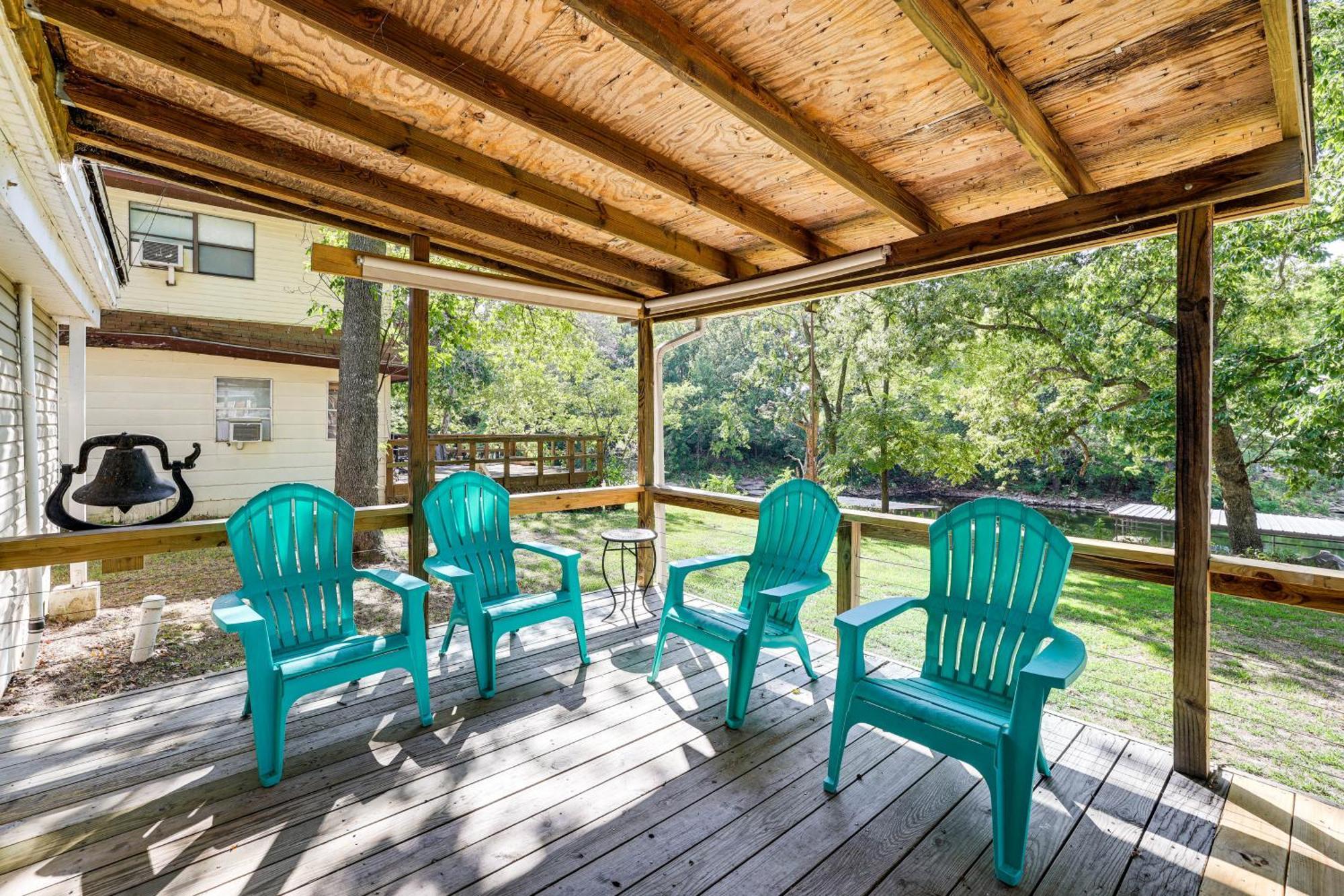 Grove Lakefront Cabin With Water And Dock Access! Exterior foto